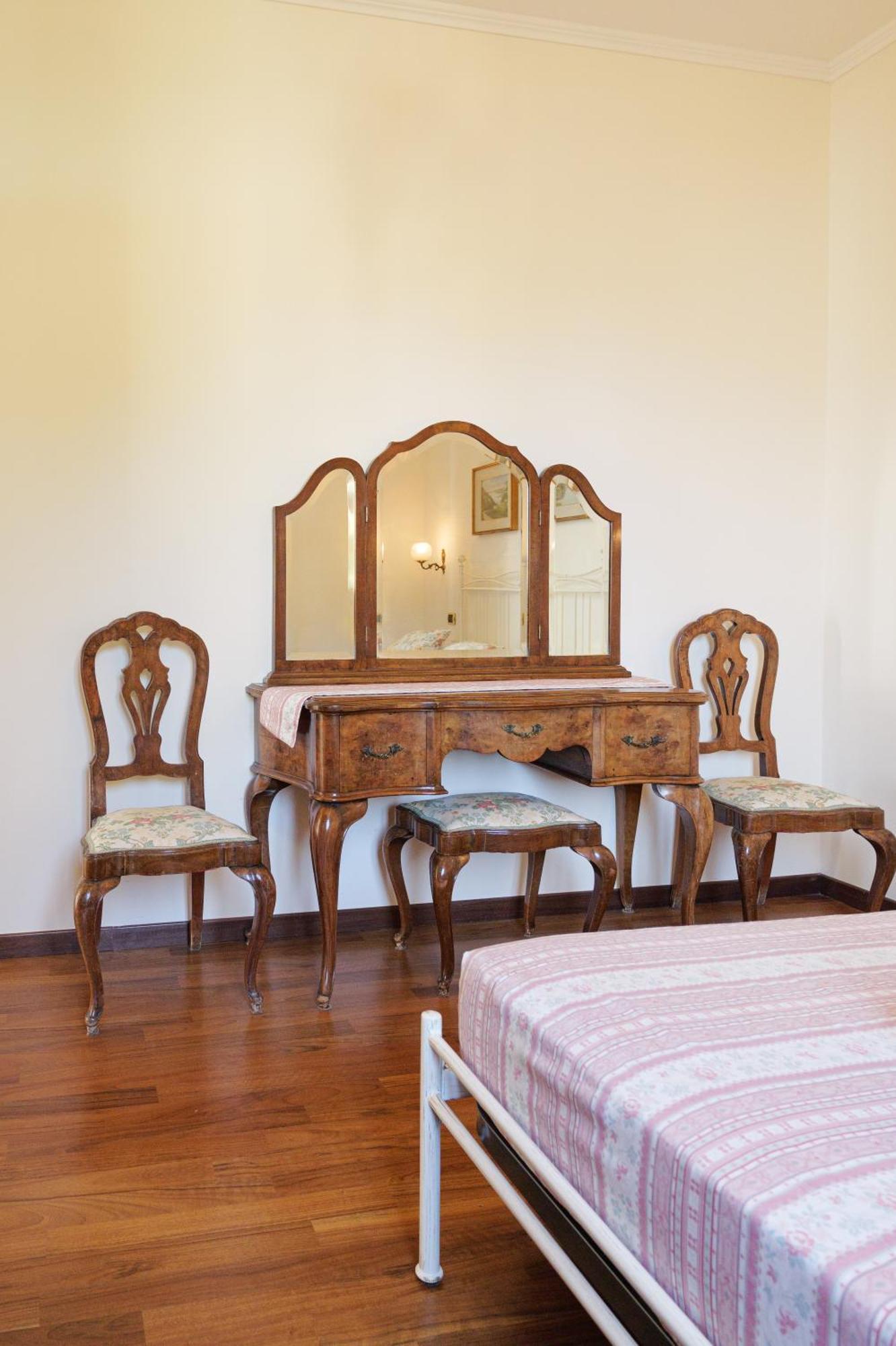 Casa Navla' Appartamenti "Ulivi"- "Fiori" -"Velieri"-"Luna"-"Nido"-"Taverna" Tignale Extérieur photo
